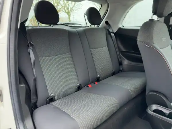FIAT 500E (12/15)