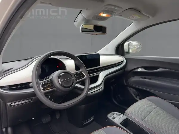 FIAT 500E (8/15)