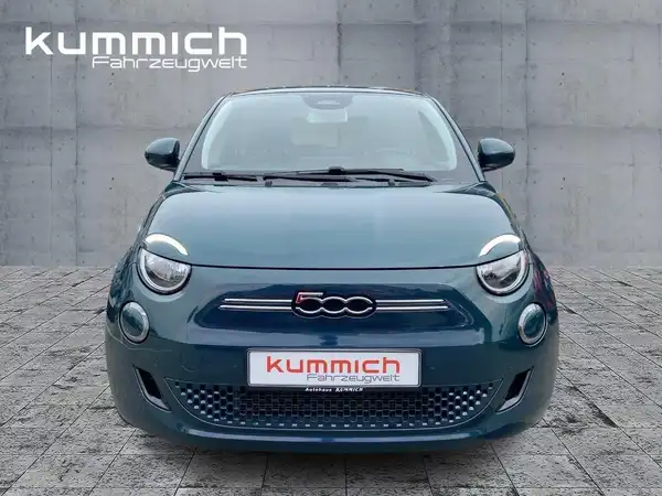 FIAT 500E (2/15)