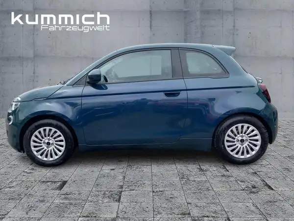 FIAT 500E (6/15)