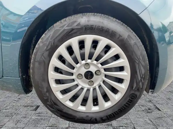 FIAT 500E (7/15)