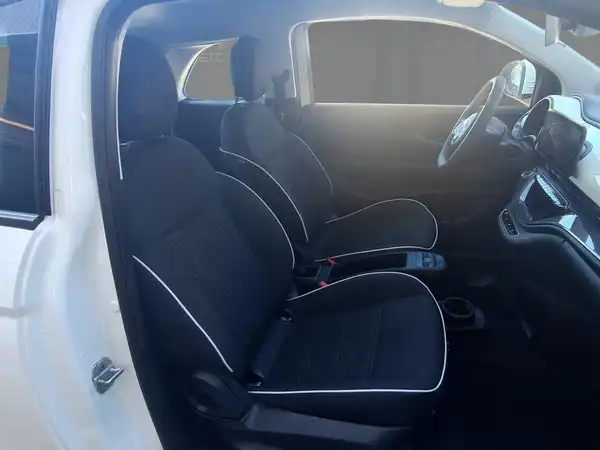 FIAT 500E (11/15)