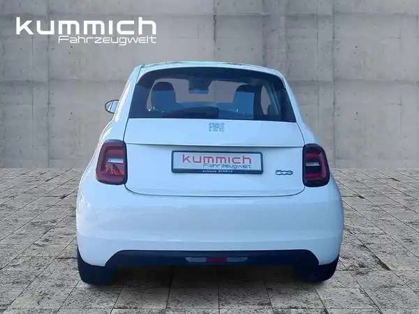 FIAT 500E (5/15)