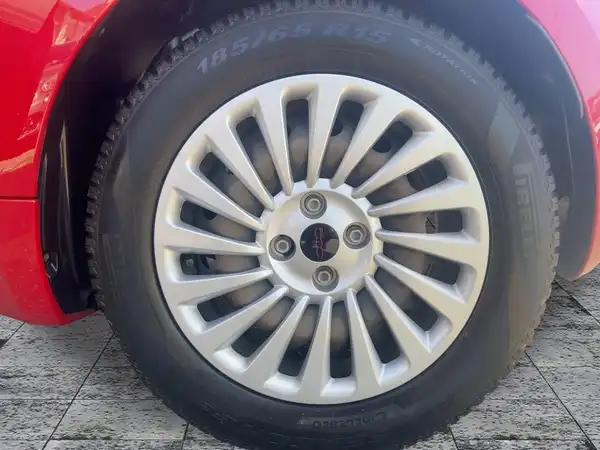 FIAT 500E (7/15)