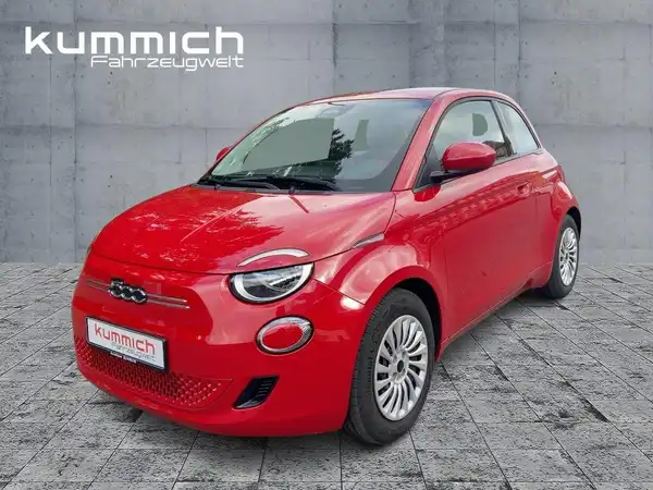 FIAT 500E (1/15)