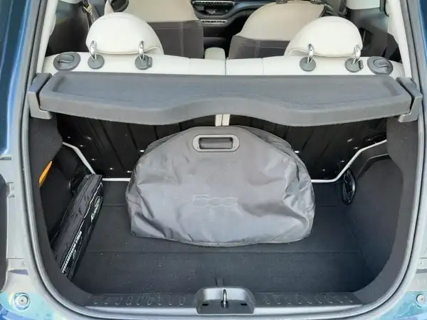 FIAT 500E (12/15)