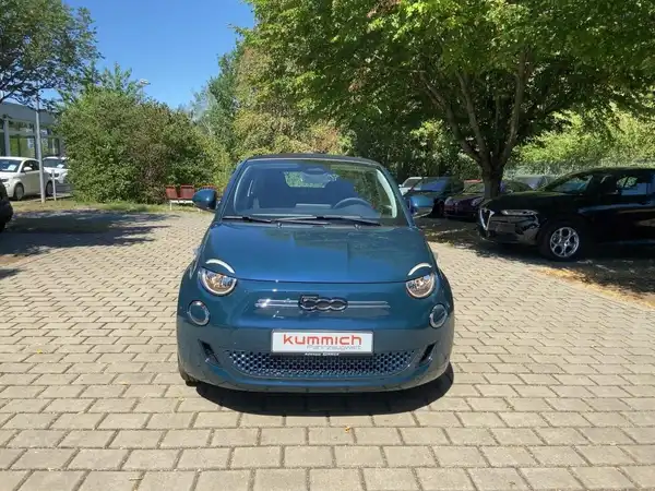 FIAT 500E (2/15)