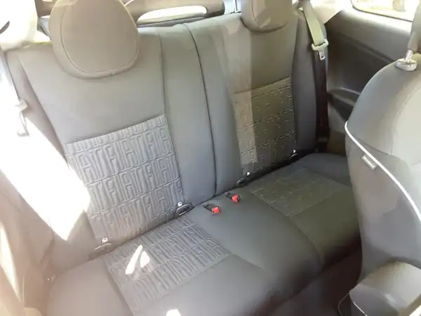 FIAT 500E (12/15)