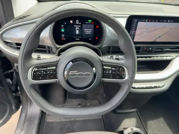 FIAT 500E (9/13)