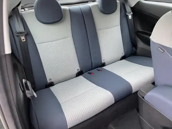 FIAT 500E (12/15)