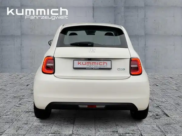 FIAT 500E (5/15)