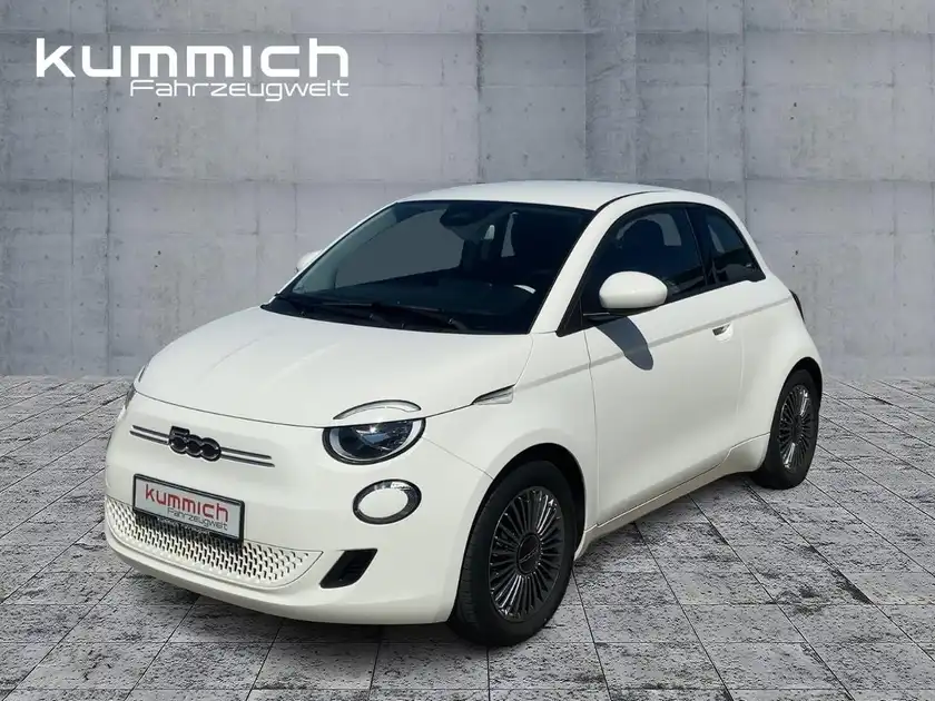 FIAT 500E (1/16)