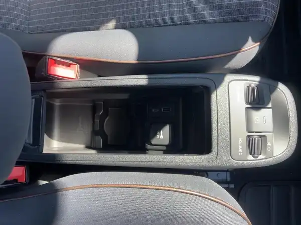 FIAT 500E (12/15)