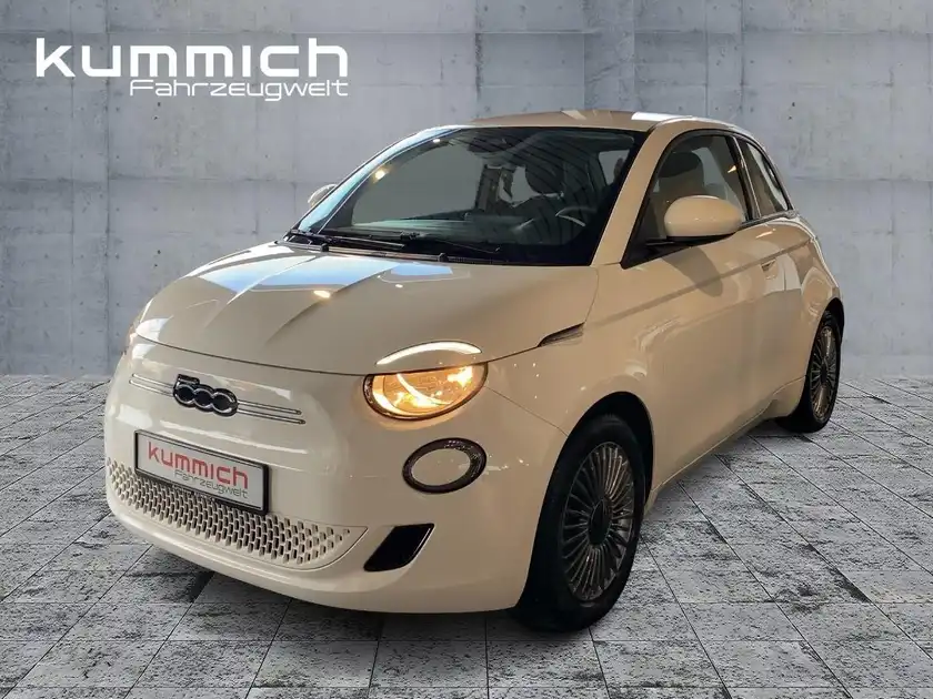 FIAT 500E (1/16)