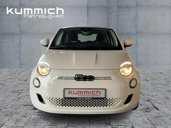 FIAT 500E (2/15)