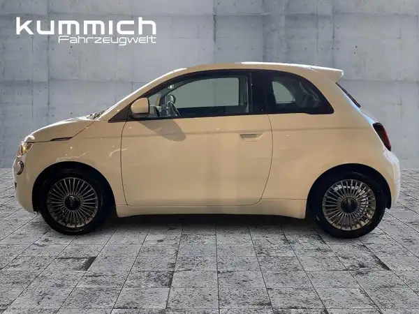 FIAT 500E (6/15)
