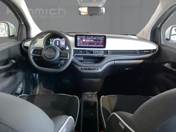 FIAT 500E (8/15)