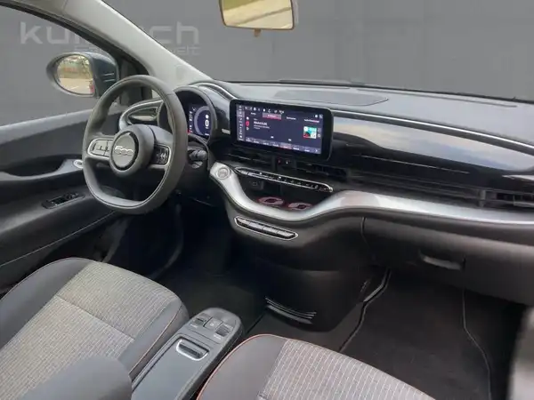 FIAT 500E (8/15)
