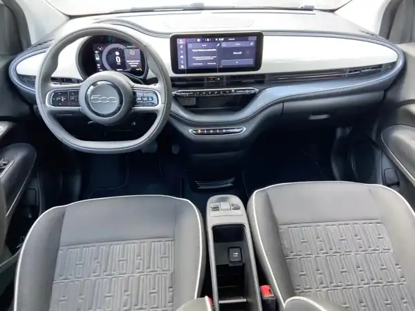 FIAT 500E (11/14)