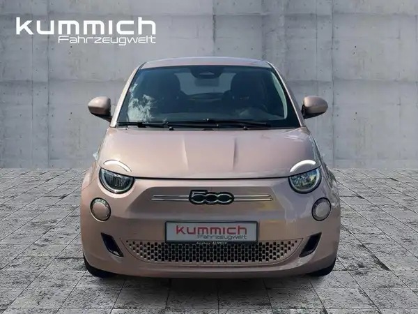 FIAT 500E (2/15)