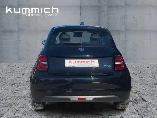 FIAT 500E (5/15)