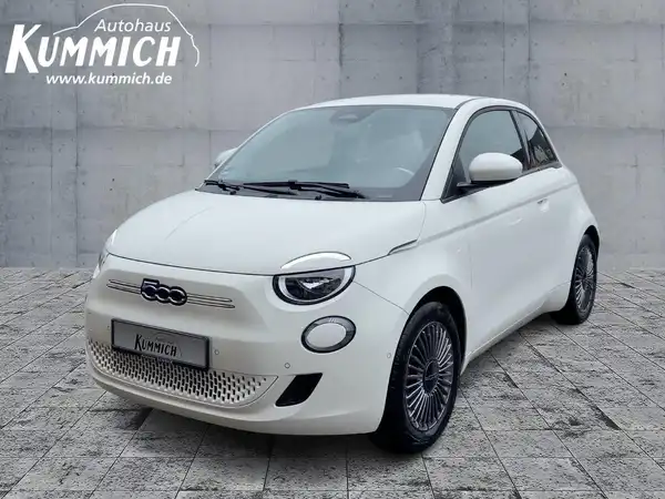 FIAT 500E (1/15)