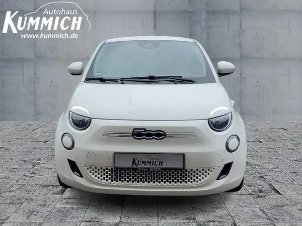 FIAT 500E (2/15)