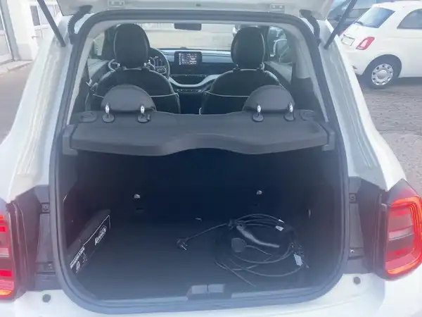 FIAT 500E (13/15)