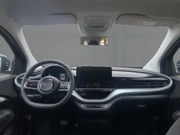 FIAT 500E (8/15)