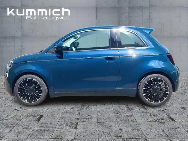 FIAT 500E (6/15)