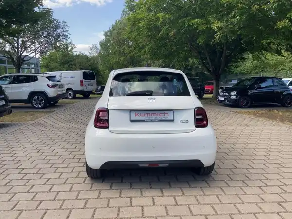 FIAT 500E (5/15)