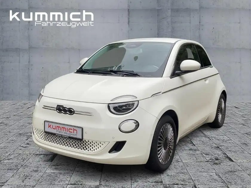 FIAT 500E (1/16)