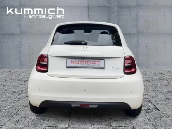 FIAT 500E (5/15)