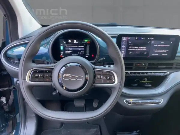 FIAT 500E (9/13)