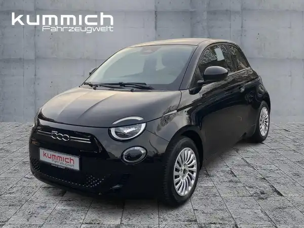 FIAT 500E (1/15)