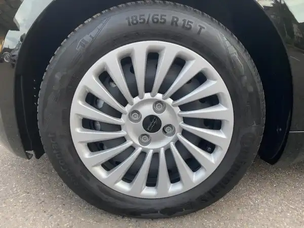 FIAT 500E (7/15)