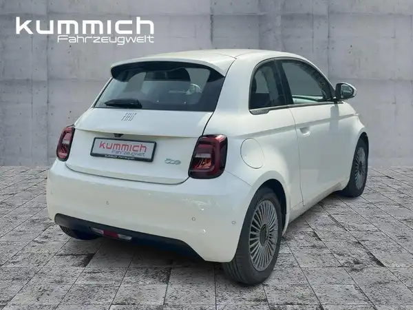 FIAT 500E (4/15)