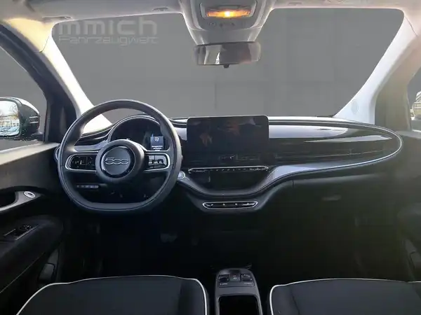 FIAT 500E (8/15)