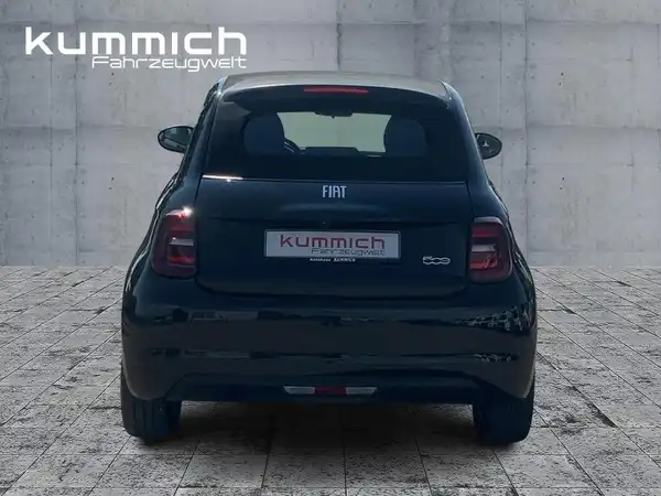 FIAT 500E (5/15)