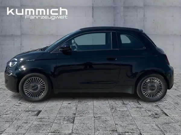 FIAT 500E (6/15)