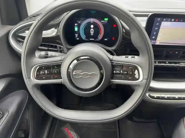 FIAT 500E (9/15)