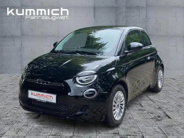 FIAT 500E (1/15)