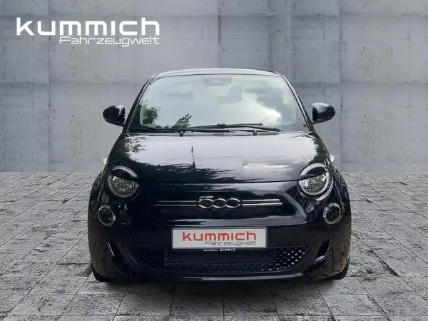 FIAT 500E (2/15)