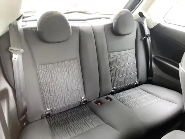 FIAT 500E (12/15)