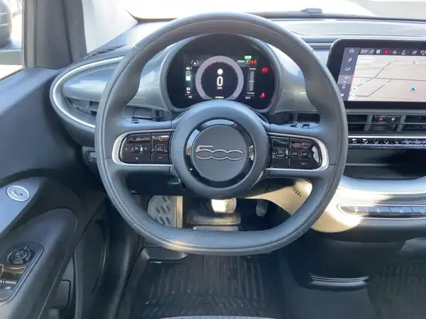 FIAT 500E (12/14)