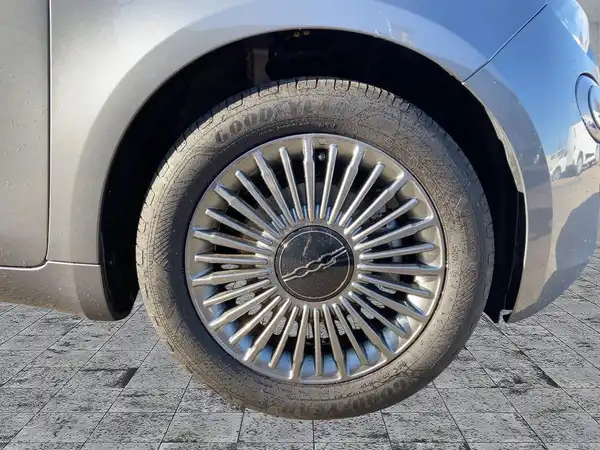 FIAT 500E (7/14)