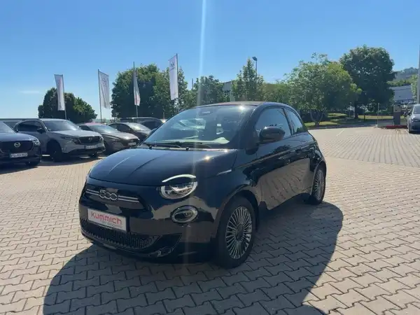 FIAT 500E (1/15)