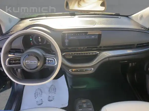 FIAT 500E (7/15)