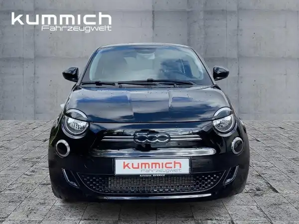 FIAT 500E (2/15)