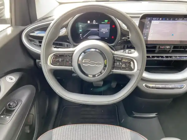 FIAT 500E (12/15)